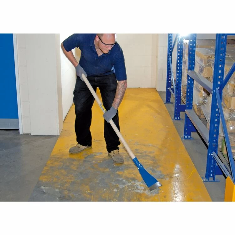 Draper 05166 Scraper And Root Digger With Wood Shaft - Image 3