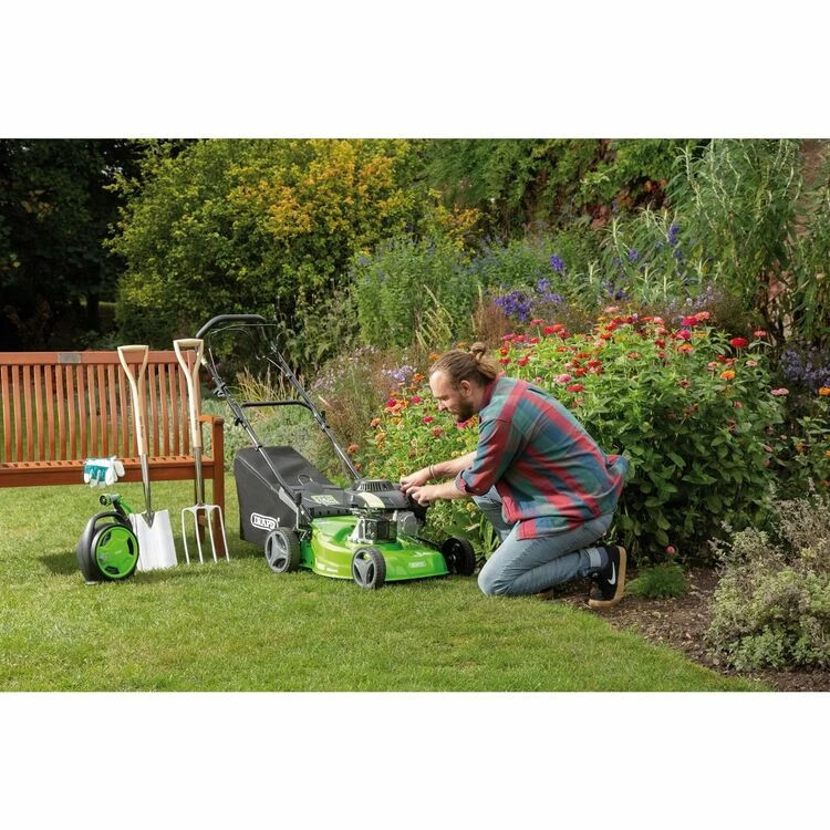 Draper 58567 390mm Composite Deck Petrol Lawn Mower (132CC/3.3HP) - Image 3
