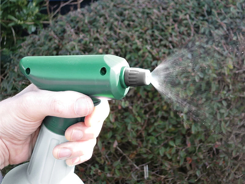 Faithfull Handheld Battery Powered Sprayer 1 Litre - Image 2