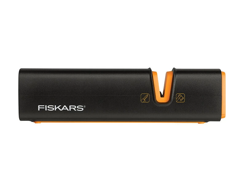 Fiskars Xsharp™ Axe & Knife Sharpener - Image 3