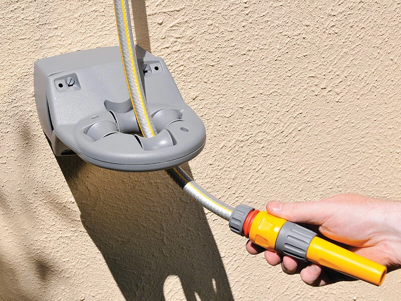 Hozelock 2392 Universal Hose Reel Guide And Corner Bracket - Image 3