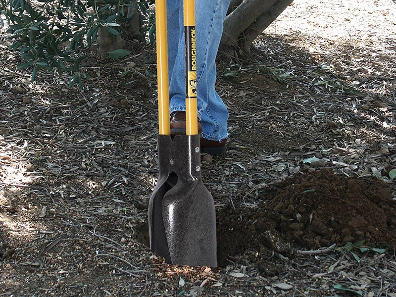 Roughneck Traditional Pattern Post Hole Digger 135mm (5.3/8in) - Image 4